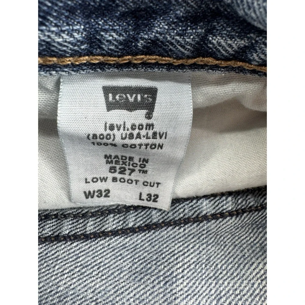 Levi's 527 Women's High Rise Cut Off Blue Denim Shorts Distressed Size 32W
